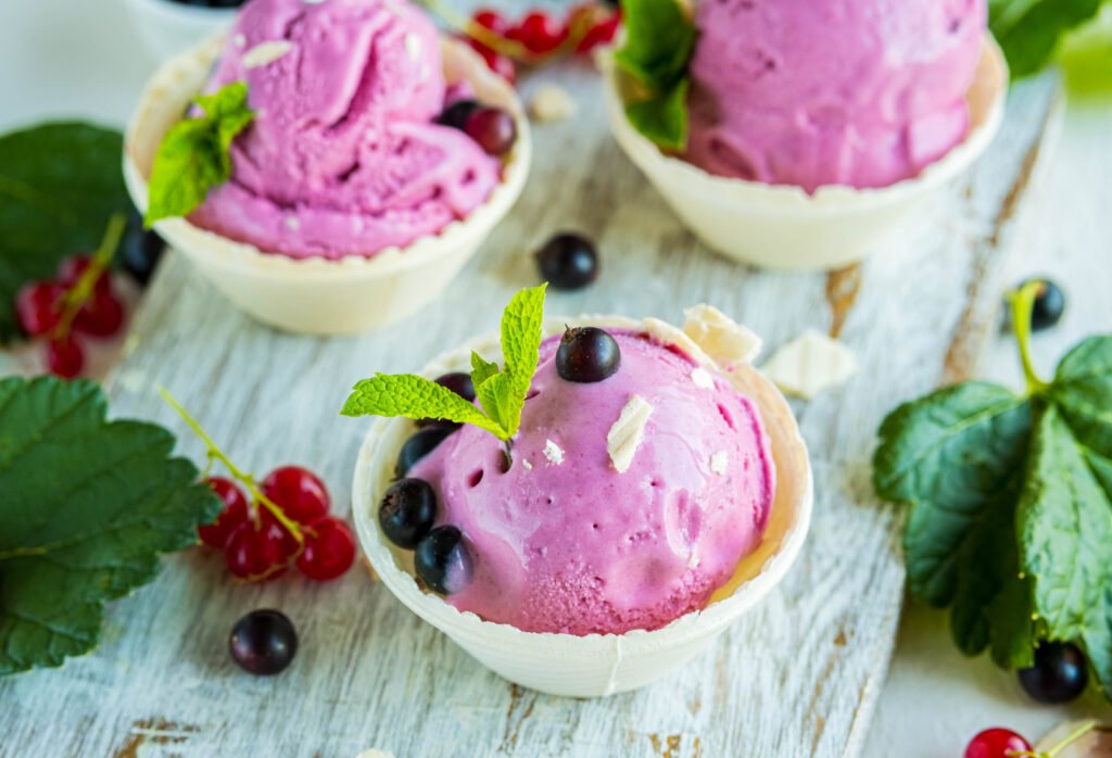 Homemade,Ice,Cream,With,Black,Currants,In,A,Waffle,Cup